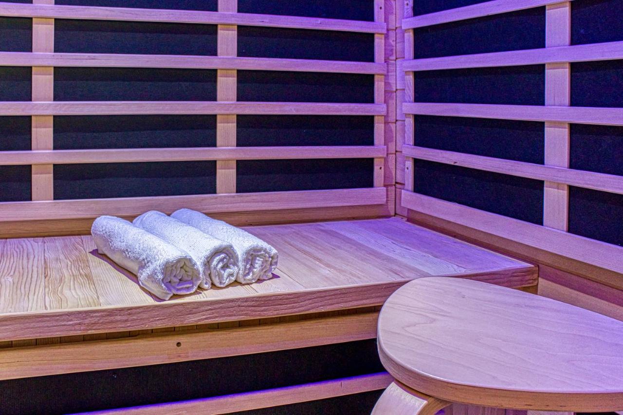 Le Jules Verne - Idealement Situe Avec Sauna Calais Esterno foto